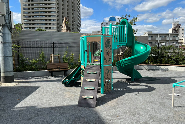 小石川四丁目児童遊園 複合遊具