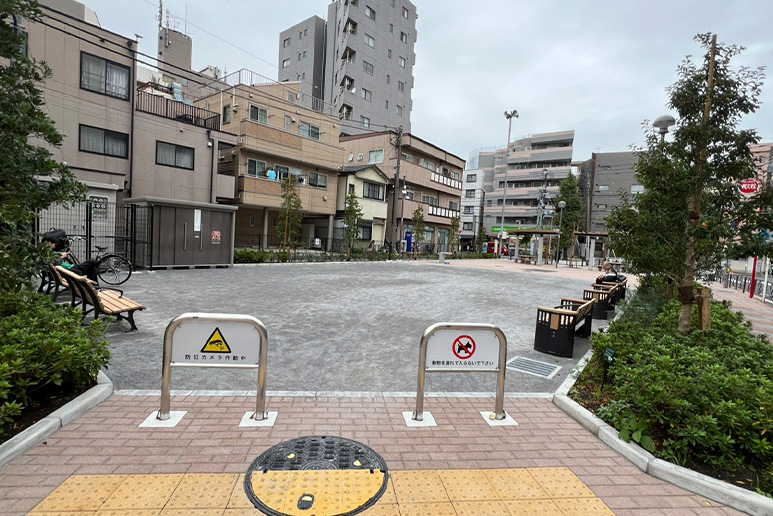 窪町東公園の外観