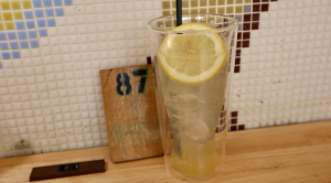 「宮の湯カフェ」抹茶ハニーレモンソーダ