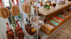 まるで“たわしの百貨店”?驚くほど豊富なラインナップ
