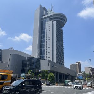 春日交差点前